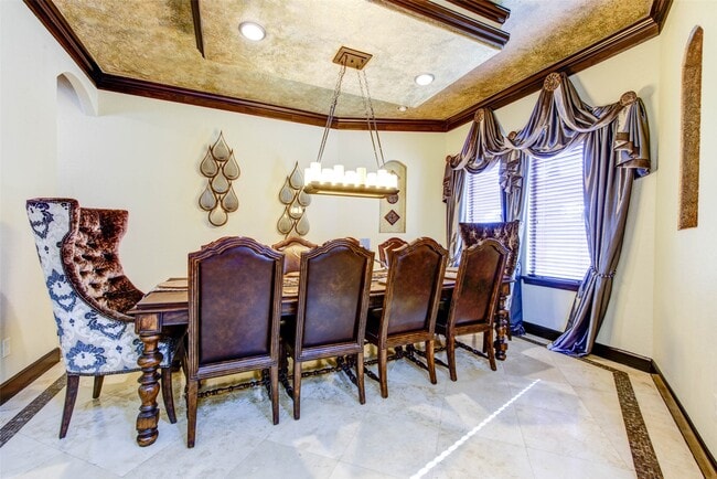 property at 47 Lake Sterling Gate Dr