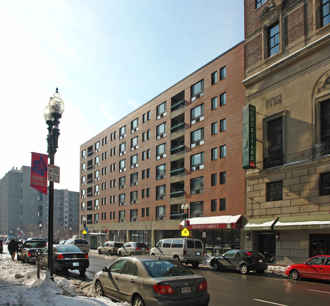 South Cove Plaza East in Boston, MA - Foto de edificio - Building Photo