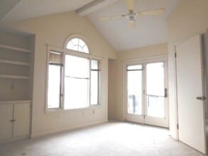 227 Lakefront Blvd in Buffalo, NY - Foto de edificio - Building Photo