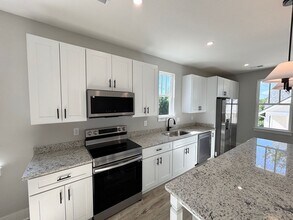 2705 Clark St in Columbia, SC - Building Photo - Building Photo
