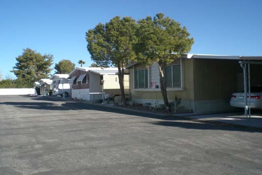 4221 E Stewart Ave in Las Vegas, NV - Building Photo