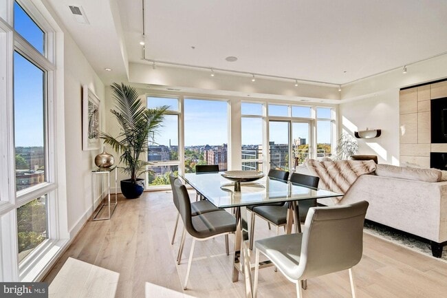property at 1468 Belmont St NW