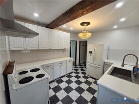 4810 Grove Ave in Richmond, VA - Building Photo