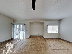 8675 Traveling Breeze Ave in Las Vegas, NV - Building Photo - Building Photo
