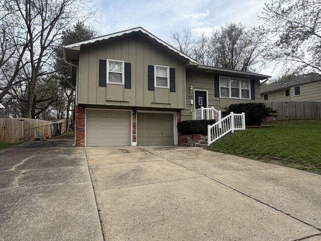 5035 Overton Ave in Kansas City, MO - Building Photo - Building Photo