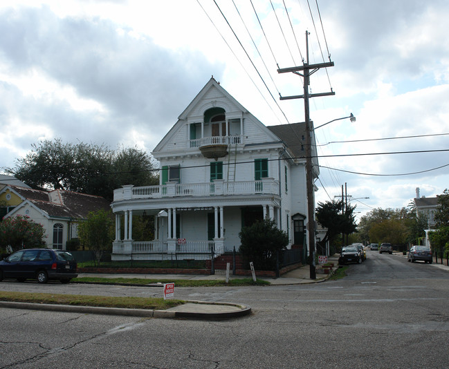 1140 Jackson Ave in New Orleans, LA - Building Photo - Building Photo