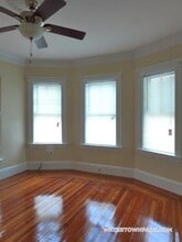 65 Olcott St, Unit 1 in Watertown, MA - Building Photo - Building Photo