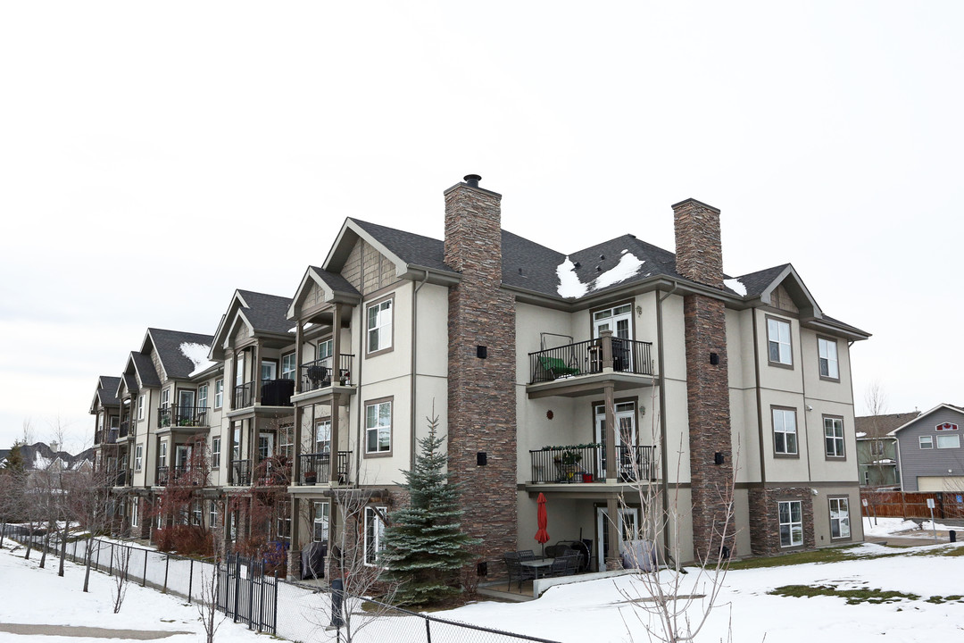 Aberdeen On The Park in Calgary, AB - Building Photo