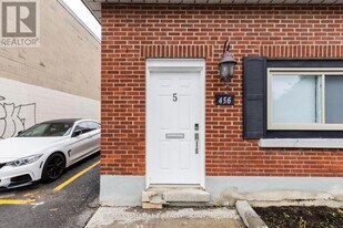456 Bronson Ave in Ottawa, ON - Building Photo