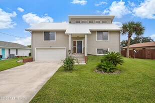 17 Clinton Ct S in Palm Coast, FL - Building Photo