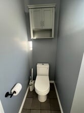 6331 Longridge Ave, Unit 6331 in Van Nuys, CA - Foto de edificio - Building Photo