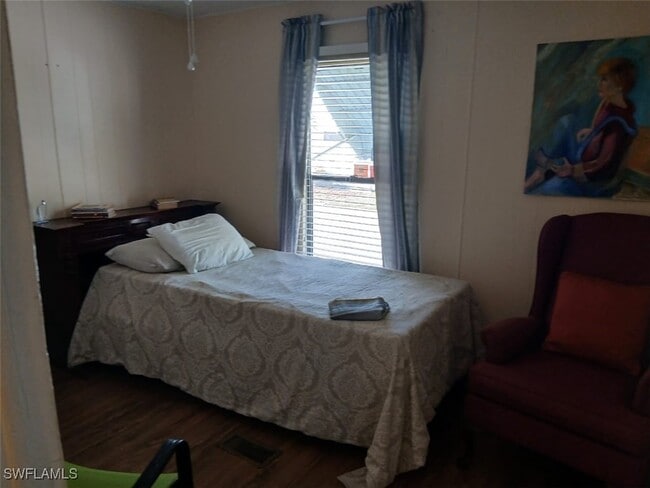 property at 2105 Cypress Ct