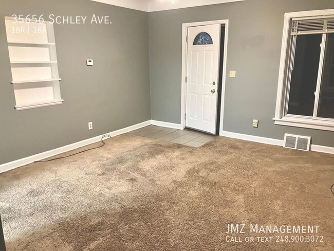 35656 Schley Ave in Westland, MI - Building Photo - Building Photo