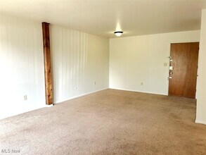 4313 Earl Dr in Steubenville, OH - Building Photo - Building Photo