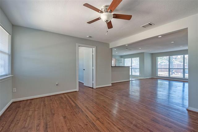 3309 Lockmoor Ln in Dallas, TX - Building Photo - Building Photo