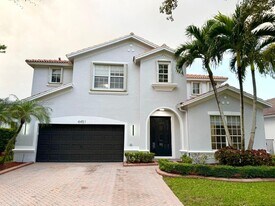 4451 Seneca Ave in Weston, FL - Building Photo