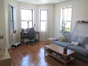 1161 Commonwealth Ave, Unit 33 in Boston, MA - Foto de edificio - Building Photo