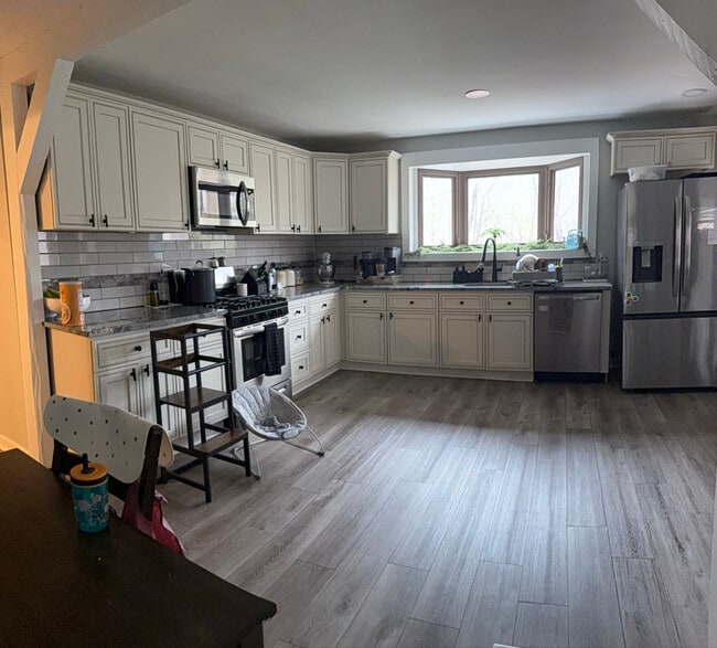 905 Main St in Sewell, NJ - Foto de edificio - Building Photo