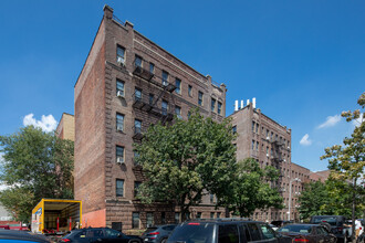 4334 49th St in Sunnyside, NY - Building Photo - Primary Photo