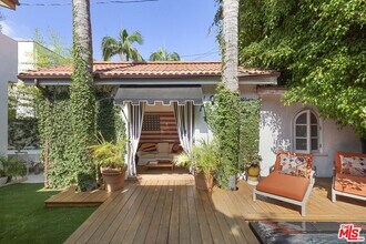 918 N La Jolla Ave in West Hollywood, CA - Building Photo - Building Photo