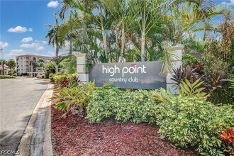 9 High Point Cir N in Naples, FL - Building Photo - Building Photo