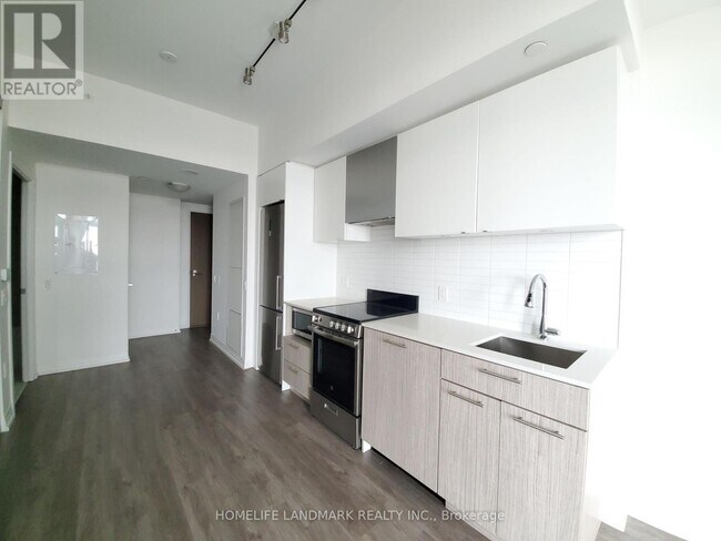 251-2251 Jarvis St in Toronto, ON - Building Photo - Building Photo