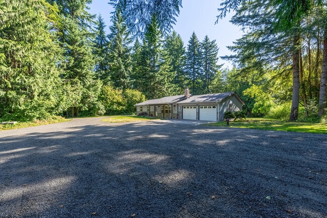 property at 4433 140th Ave SW