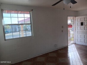 7821 Corozal Dr in El Paso, TX - Building Photo - Building Photo