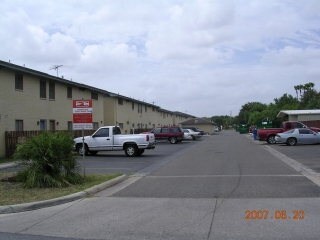 Jorsay Apartments in McAllen, TX - Building Photo