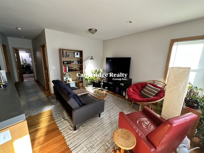 132 Columbia St, Unit 1