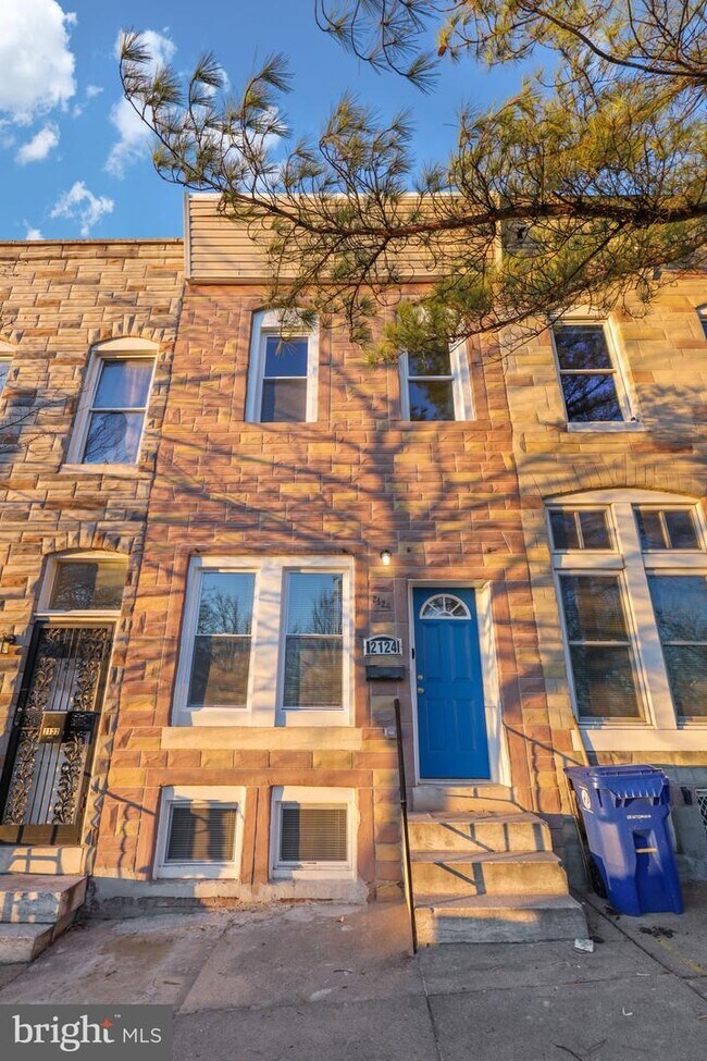 2124 E Hoffman St photo'