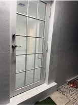 4200 SW 96th Ave in Miami, FL - Building Photo