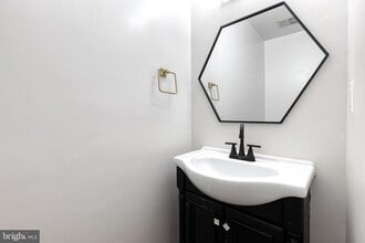 1669 Yorktown Ct in Crofton, MD - Building Photo - Building Photo