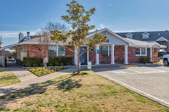 Emory on Grand in Waxahachie, TX - Foto de edificio - Building Photo