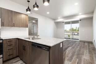 The Lofts on Broadway in Idaho Falls, ID - Building Photo