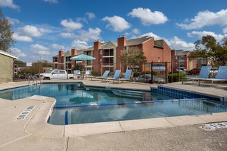 Wildwood Apartments in Austin, TX - Building Photo - Building Photo