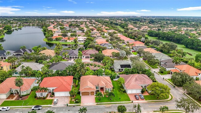 15957 SW 14th St in Pembroke Pines, FL - Building Photo - Building Photo