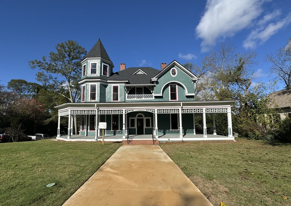 198 Dearing St in Athens, GA - Building Photo