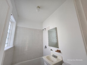 5942 W Fillmore St in Chicago, IL - Building Photo - Building Photo