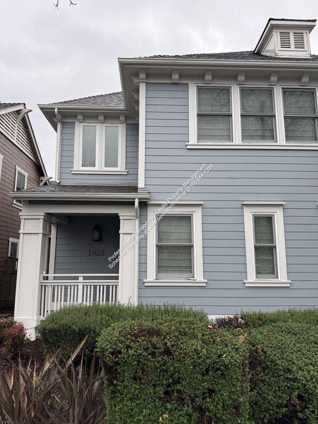 property at 1922 Willow St