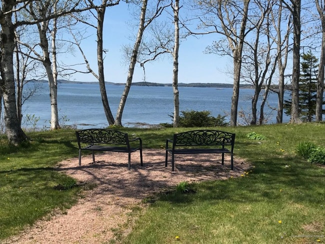 7 Beachwood Bay Dr in Cutler, ME - Building Photo - Building Photo