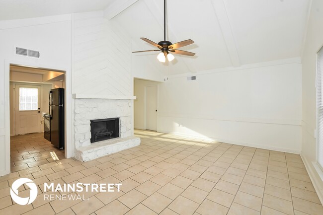 4373 Lloydminster Cove in Memphis, TN - Building Photo - Building Photo