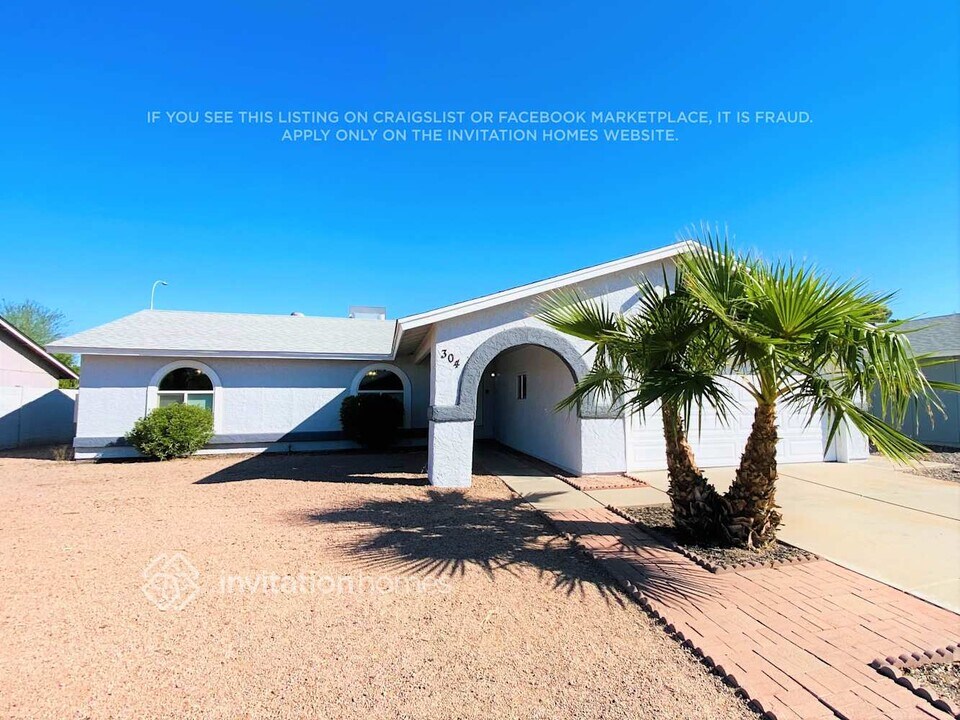 304 W Alamo Dr in Chandler, AZ - Building Photo