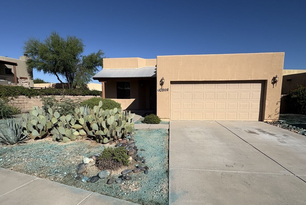 10369 Vail Trap Spring Ct in Tucson, AZ - Building Photo