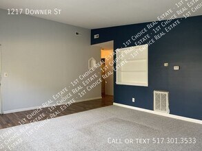 1217 Downer Ave in Lansing, MI - Building Photo - Building Photo
