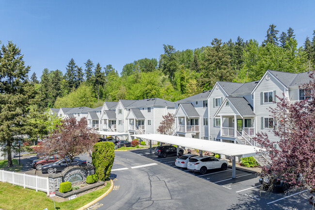 Emerald Pointe Condominium in Auburn, WA - Building Photo - Building Photo