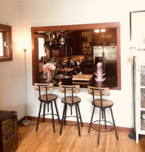 1310 Jenifer St, Unit 2 in Madison, WI - Foto de edificio - Building Photo