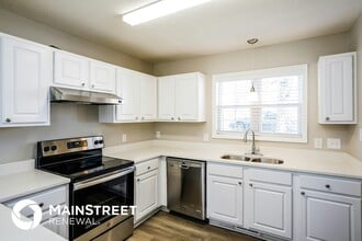 4701 Windbreak Ln in Raleigh, NC - Building Photo - Building Photo