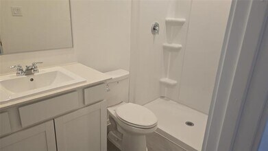 4004 Belmont Dr in Aubrey, TX - Building Photo - Building Photo