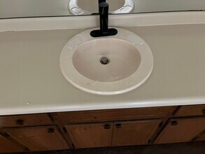 Room in Townhome on Patterson Cir in Lawrenceville, GA - Building Photo - Building Photo